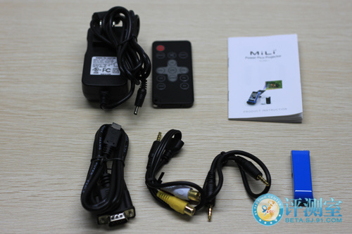 iPhone專用投影機 MiLi Pico Projector評測